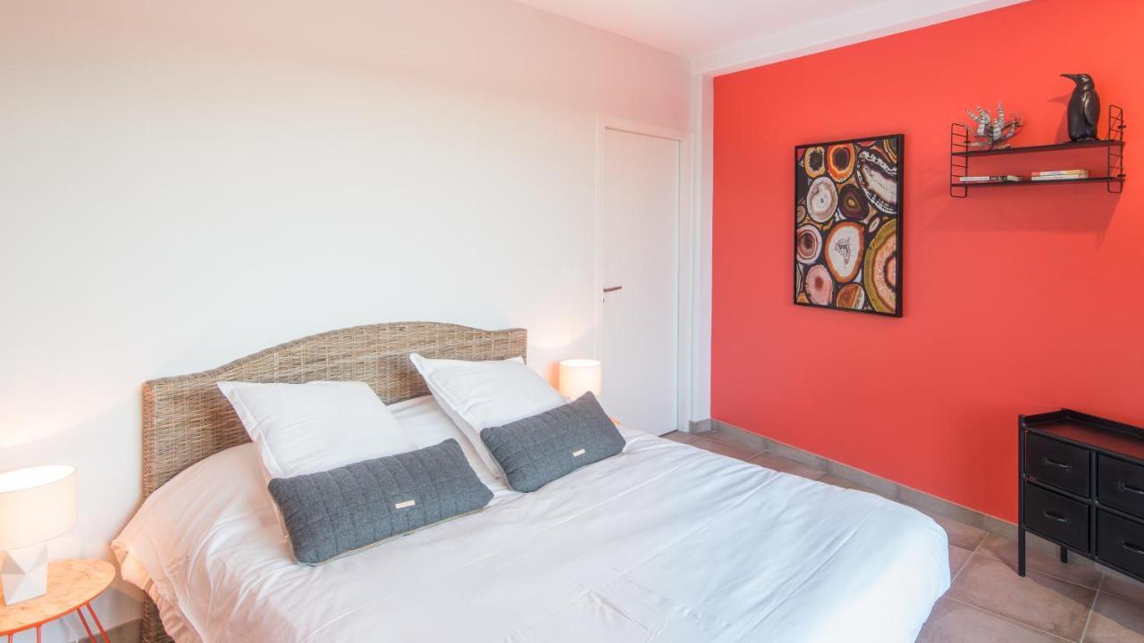 Plein Soleil Avec Jacuzzi Privatif Et Parking Prive Apartment Sarlat-la-Caneda Luaran gambar