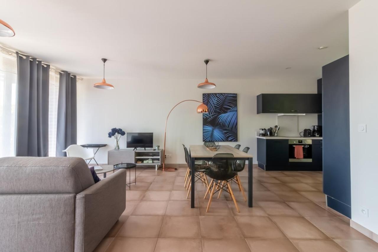 Plein Soleil Avec Jacuzzi Privatif Et Parking Prive Apartment Sarlat-la-Caneda Luaran gambar
