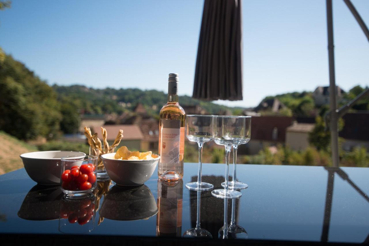 Plein Soleil Avec Jacuzzi Privatif Et Parking Prive Apartment Sarlat-la-Caneda Luaran gambar